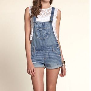 Hollister denim overall shorts